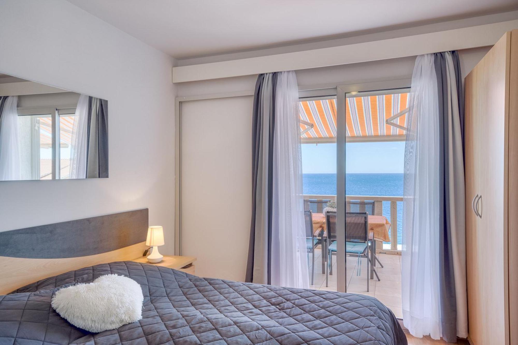 Apartmani Marelic - Sun Beach زافالاتيكا المظهر الخارجي الصورة