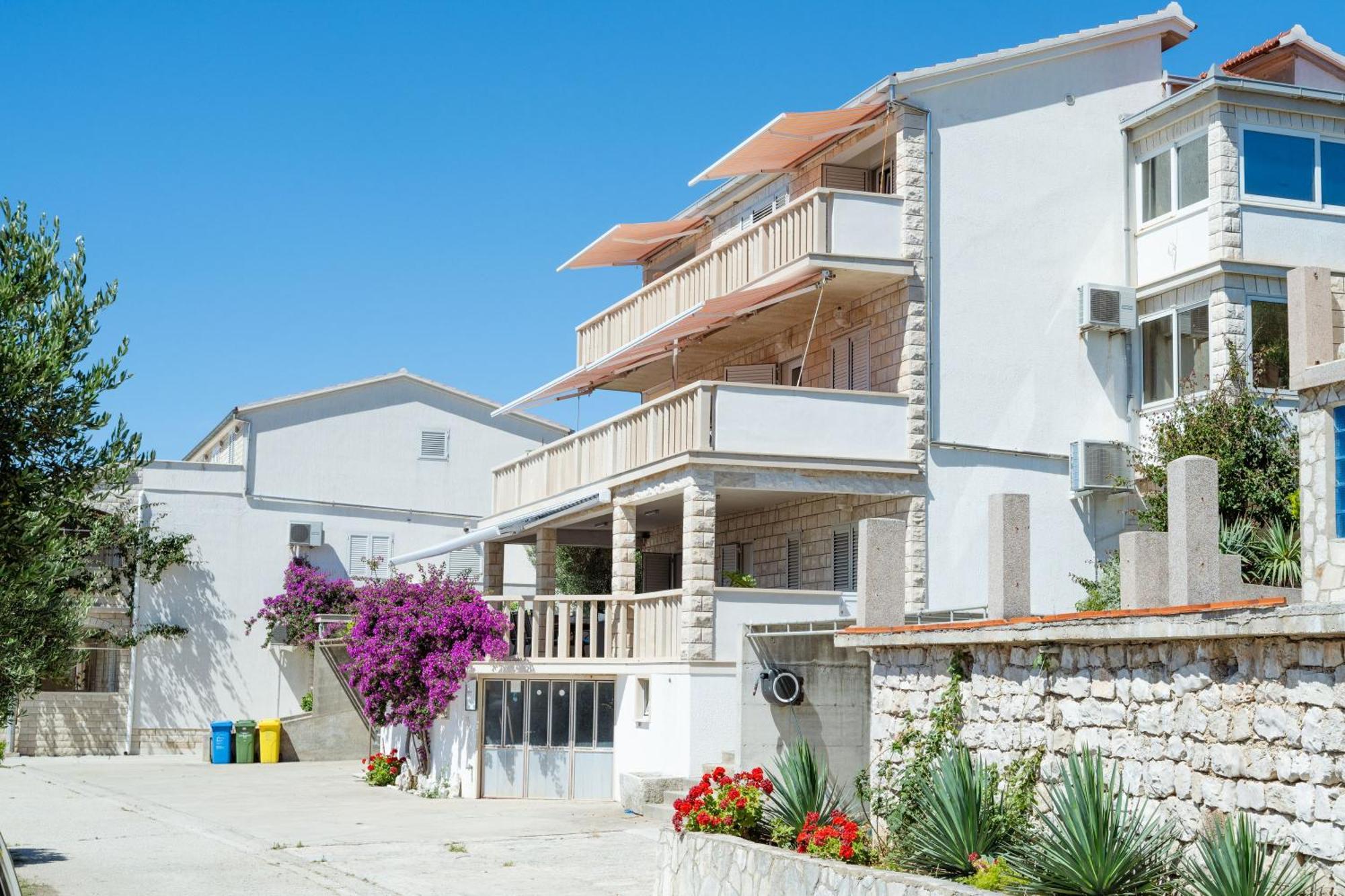 Apartmani Marelic - Sun Beach زافالاتيكا المظهر الخارجي الصورة
